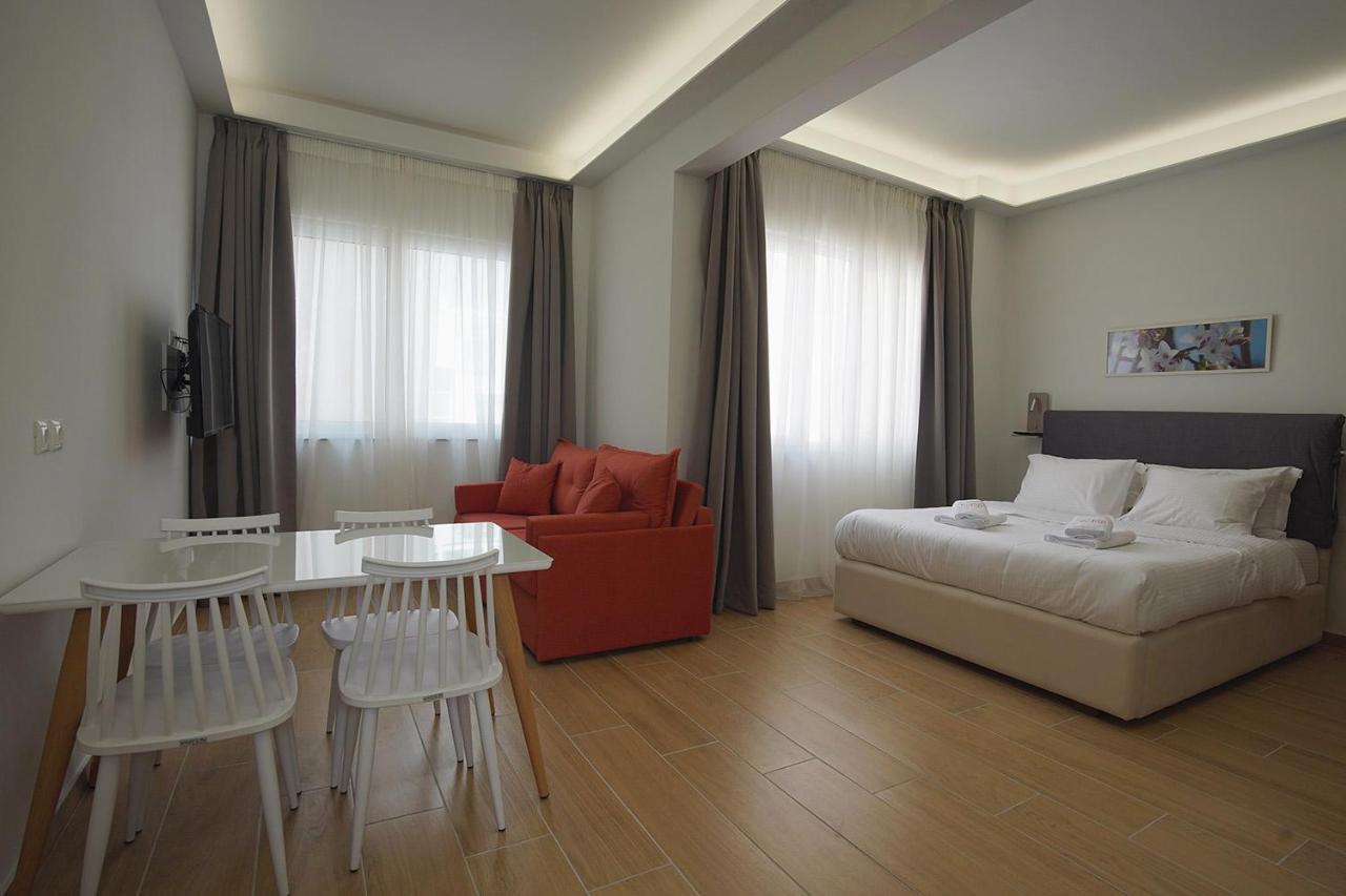 Tip - Top Suites Atenas Exterior foto